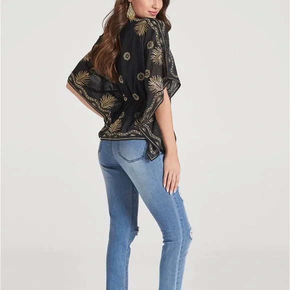 💓Final Price💓Black and gold Embellished Handkerchief
Top SZ S & XS - Picture 2 of 7